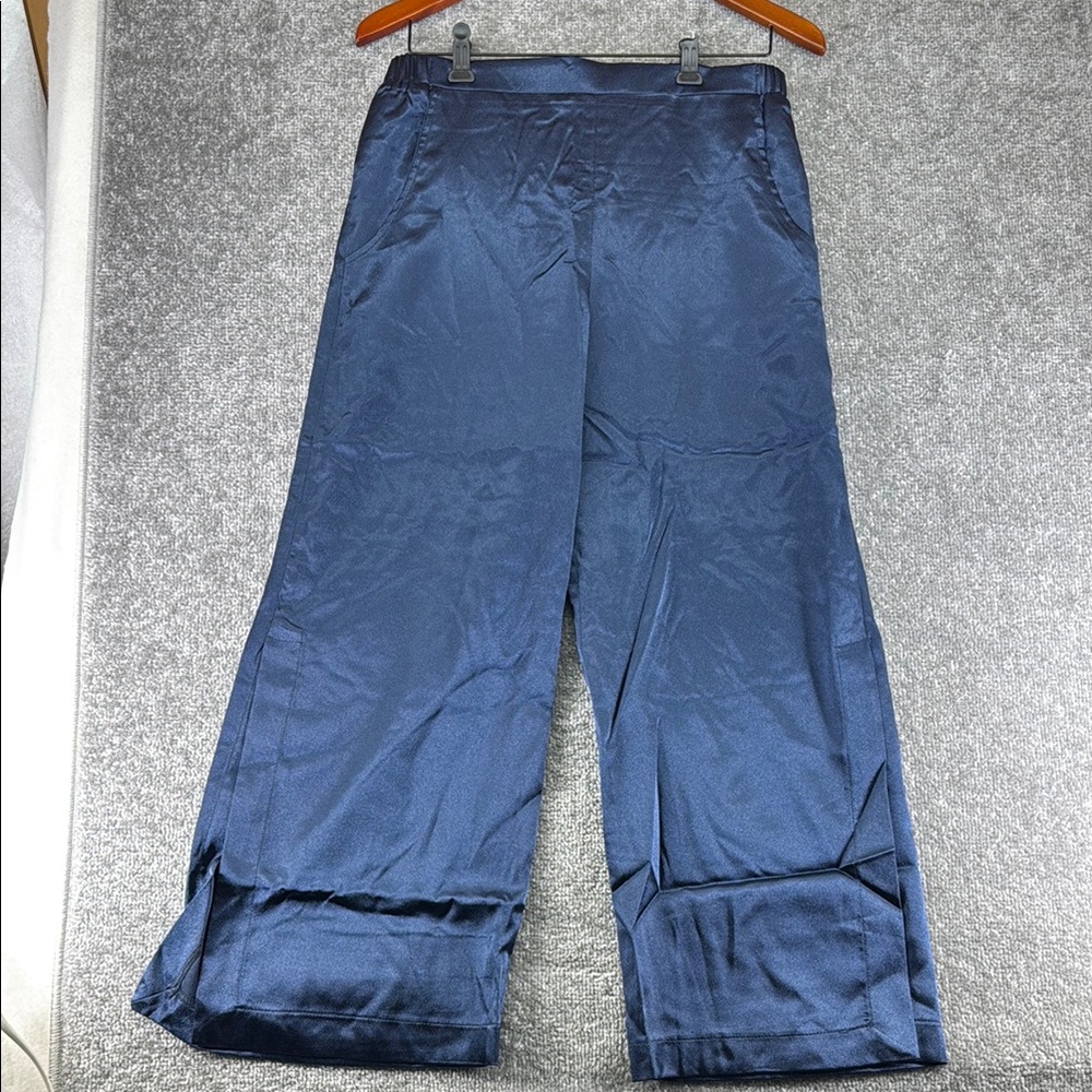 NWT Know One Cares Navy Blue Wide Leg Straight Pants Pull On Womens M Silky